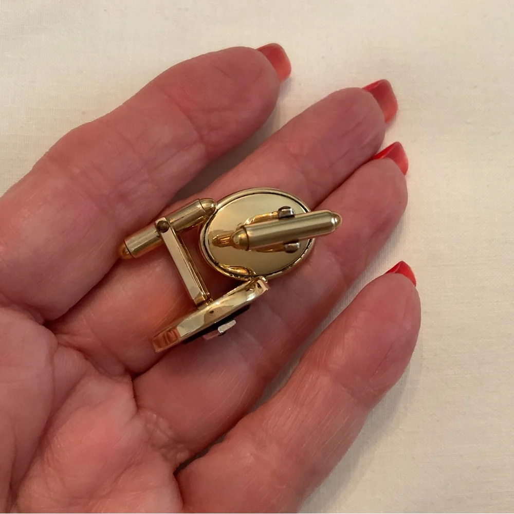 VINTAGE KREISLER 1950’s 12k GOLD-FILLED TIE CLIP AND CUFFLINKS TO MATCH